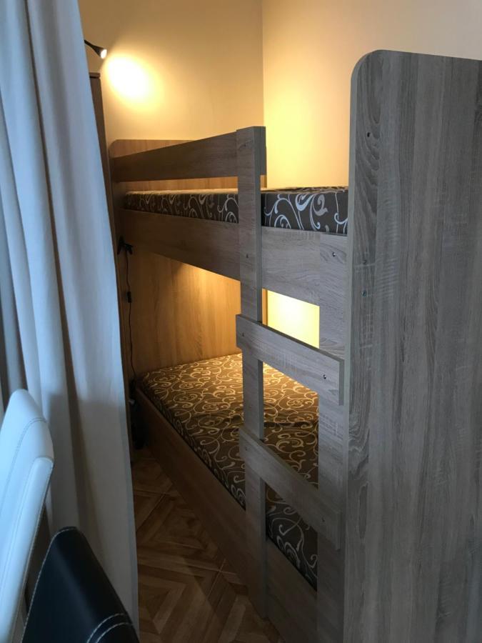 Familienapartment Am Strand In Приморско Екстериор снимка